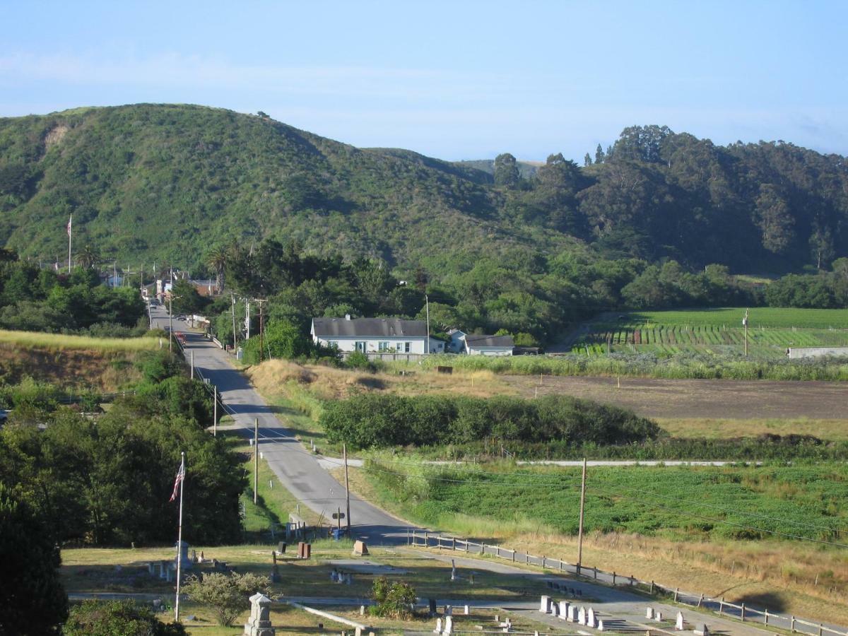 Pescadero Creek Inn Exterior photo